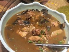 崂山菇炖鸡-萃和楼海鲜酒店(汉口路店)