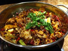 干锅牛蛙-蛙蛙叫干锅年代(簋街总店)