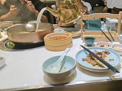 -洪氏嗨捞·猪肚鸡火锅(阳光天地店)
