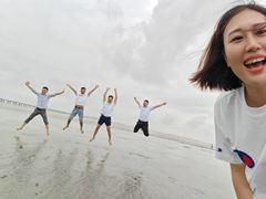 -南汇新城海滩