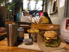 -BURGER BRO'S