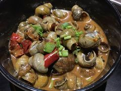 -虾弄弄海派小龙虾·牛羊蝎子火锅