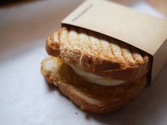 -星巴克臻选(上海长风大悦城店)