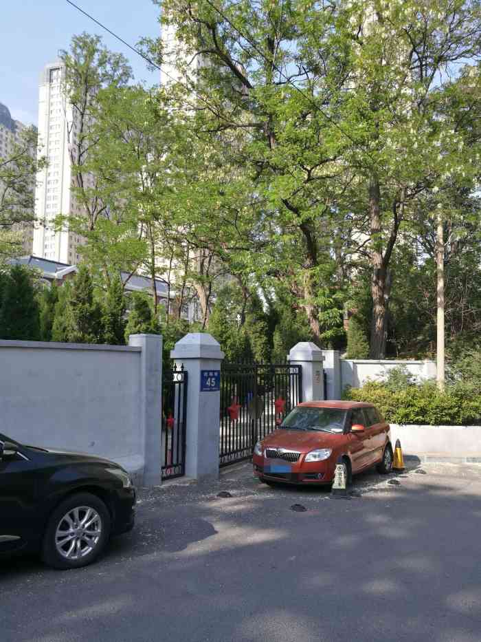 大连青云街苏军烈士墓园