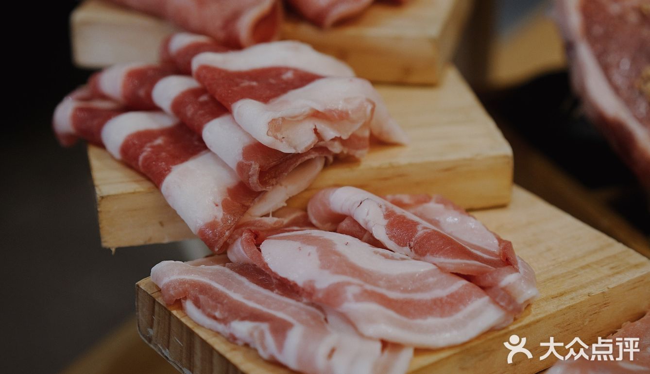 江汉路美食—一家有十几年历史的烤肉店