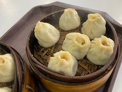 蟹黄小笼包-常州糕团店(北大街新世纪商城店)