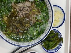 -陇兴楼兰州拉面(西安咸阳国际机场店)