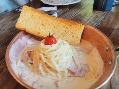 -I HOLIC艾豪丽披萨(KKone店)