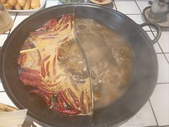 -巴卤社老火锅(财富店)