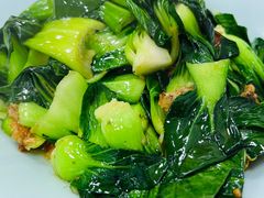 油渣炒青菜-沪依小酒馆心意菜