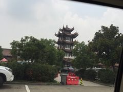 -慈城服务区-停车场