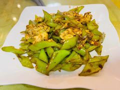 -鑫渔港海鲜本地菜·山海关浑锅(东戴河店)