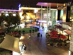 -证大大拇指广场(芳甸路店)