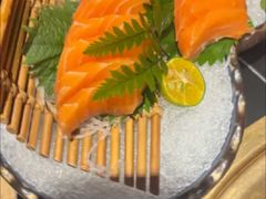 -山川小町·极番烧肉(新地假日广场店)