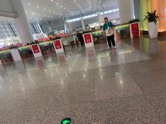 -麦当劳(上海虹桥站30B检票口楼上)