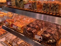 -巴黎贝甜(大宁国际商业广场店)