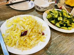 拍黄瓜-玫瑰红烤羊排(北新桥三条店)
