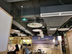 大堂-旺角里·榴莲鸡煲(兴华商场分店)