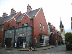 -钟书阁(松江泰晤士小镇店)