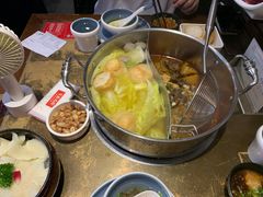 -左庭右院鲜牛肉火锅(金山万达店)