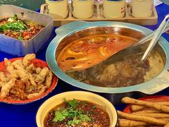 冒粉-马路边边串串香(苗栗路店)