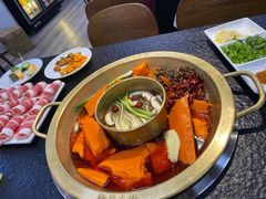 -渝里重庆火锅(航天城店)