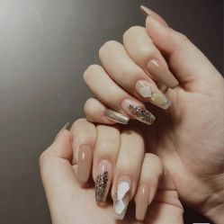 -米小兔美甲美睫