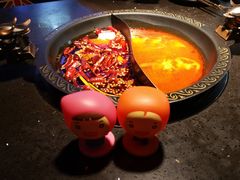 特色鸳鸯番茄锅-锅说大脸毛肚重庆老火锅(佐阾店)