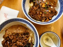 -沪西老弄堂面馆(定西路店)