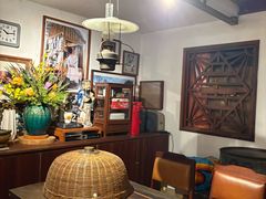 -Cuc Gach Quan Restaurant