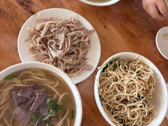 -十二忠手拉面(中华路店)