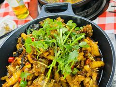 -九门寨石锅鱼烤鱼