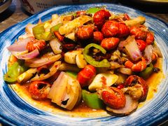 -六福烧烤酒馆(秦隆步行街店)