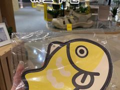 -梅龙镇广场