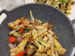 -小菜园新徽菜(宜兴八佰伴店)