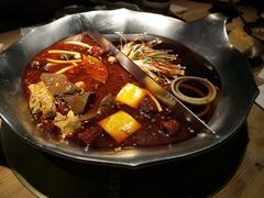 -湊湊火锅·茶憩(杭州湖滨银泰in77店)