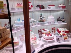 面包甜点陈列柜-巴黎贝甜(五道口店)