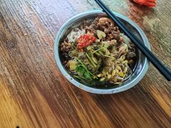 -灵山卢梅燕粉店