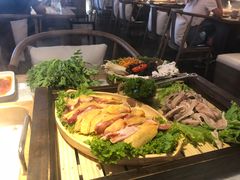 -尚尚仙·酸汤猪手·猪肚鸡火锅(华联万柳购物中心店)