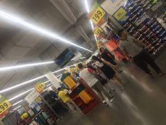 -迪卡侬(金龙湖店)