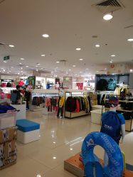 -宝大祥青少年儿童购物中心(普陀中环店)
