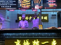 -八一好吃街·高品美食广场