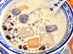 -赵记传承特色牛奶甜品(泉城广场店)