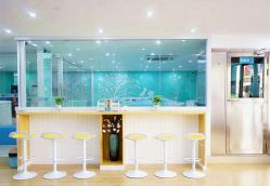 -鱼乐贝贝婴幼儿水育馆(星汇广场店)