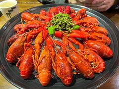 -聚汇三少·龙虾·中餐厅(莫邪路新天地店)