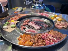 -哈哈碳都·牛肋条无限自助烤肉(台江万达店)