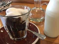 -ROAST coffee & eatery