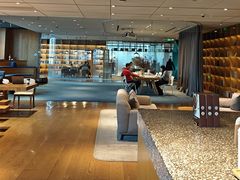 -蔚来中心(北京中关村店)