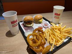 -The Habit Burger Grill 哈比特汉堡(复兴soho店)