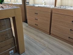 -天空之镜眼镜店蔡司依视路配镜授权零售店(望京颐堤港店)